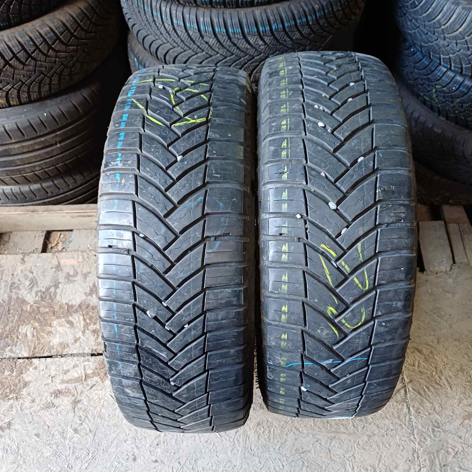 Michelin Agilis Crossclimate 225/65R16C
